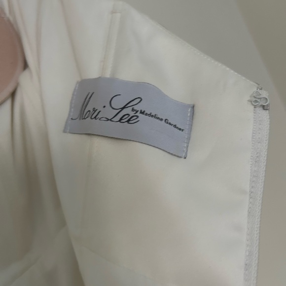 Mori Lee Beaded Wedding Gown Size 12 Sweetheart A-Line Cathedral Train bustle - Picture 10 of 16